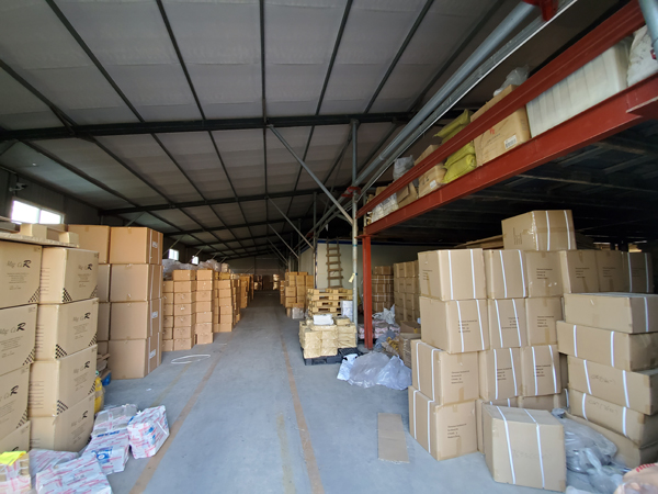 finished packed microfiber towels warehouse